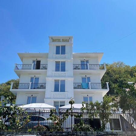 Hotel Fama Durres Bagian luar foto