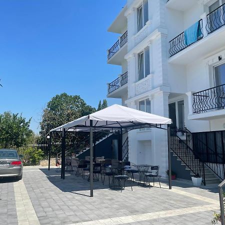 Hotel Fama Durres Bagian luar foto