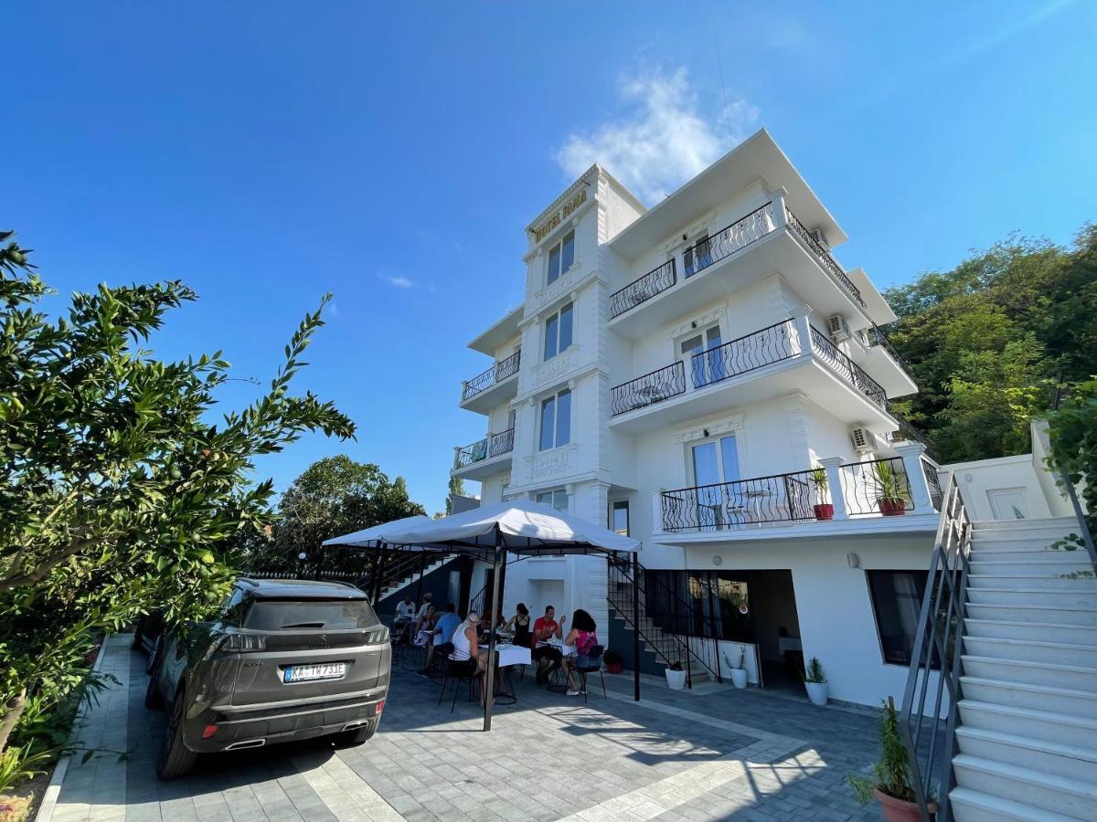 Hotel Fama Durres Bagian luar foto